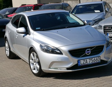 Volvo 2015 Volvo V40 115 koni Aut Ideał Spalanie 4l ON Ambiente 17” DVD parktroniki, zdjęcie 37