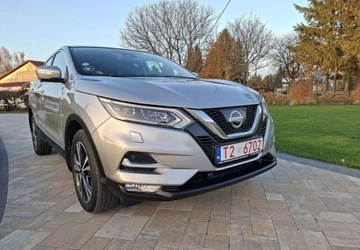 Nissan Qashqai II Crossover 1.6 DIG-T 163KM 2017 Nissan Qashqai Nissan Qashqai 1.6 DIG-T N-Connecta 1.6 Benzyna 163KM, zdjęcie 2
