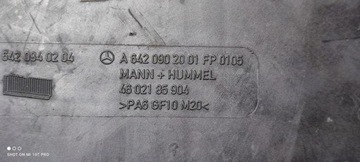 A6420902001 POUZDRO FILTRU VZDUCHU 100 2013 MERCEDES-BENZ E (W212)