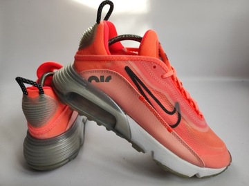 - Buty Nike Air Max 2090 CT7698-600 r.39