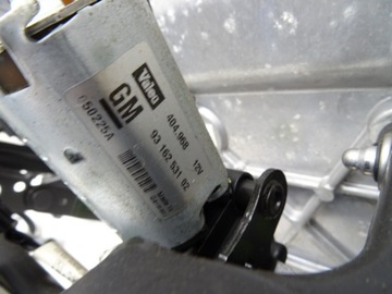 POLIČKA ZADNÍ OPEL TIGRA 04-10 93162531