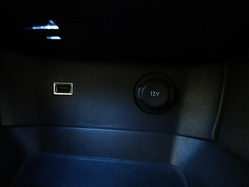 Peugeot 5008 II Crossover 1.6 BlueHDI 120KM 2017 Peugeot 3008 7os. Automat, zdjęcie 27