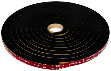 Уплотнитель из микрорезины с клеем 15х30мм 10 метров.