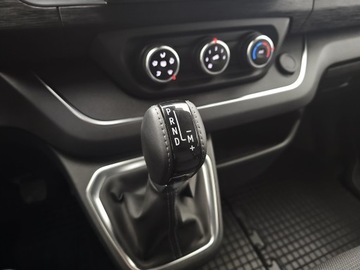 Renault Trafic III Combi 2.0 dCi  150KM 2024 Renault Trafic 9 os, automat, gwarancja, cena brut, zdjęcie 15