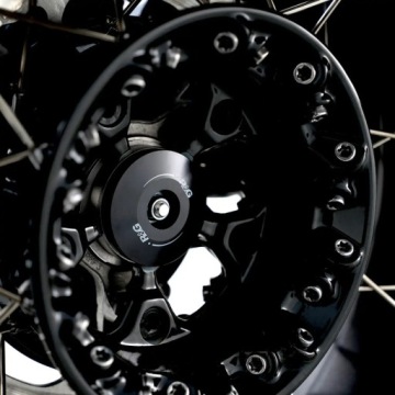 ЗАКРЫВАЮЩАЯ КРЫШКА RG RACING ДЛЯ BMW R1300GS 23- ()