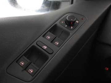 Volkswagen Tiguan I SUV Facelifting 1.4 TSI BlueMotion 122KM 2014 Volkswagen Tiguan navi klima auto grzane fotele, zdjęcie 29