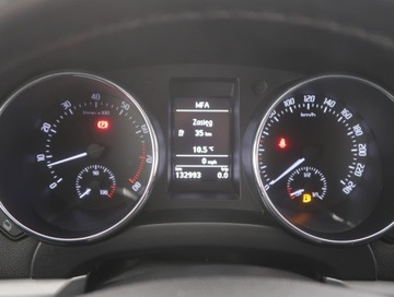 Skoda Yeti Minivan 1.2 TSI 105KM 2011 Skoda Yeti 1.2 TSI, Salon Polska, Klima, zdjęcie 10