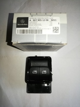 Panel szyby do nowego sprintera A9079051208 OE