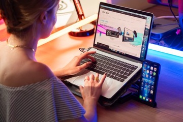 ПОДСТАВКА ОХЛАЖДАЮЩАЯ ПОДСТАВКА НОУТБУК USB-концентратор со светодиодной подсветкой