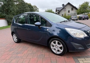 Opel Meriva II Mikrovan 1.4 Turbo ECOTEC 120KM 2010 Opel Meriva Opel Meriva 1.4 T Enjoy 1.4 Benzyna 120KM, zdjęcie 17