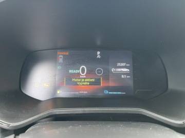 Renault Clio V Hatchback 5d Hybrid 1.6 E-Tech 145KM 2023 Renault Clio Hybrid Klimatronik Czujniki park., zdjęcie 6