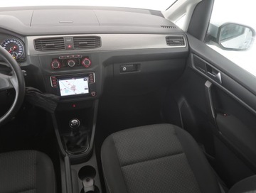 Volkswagen Caddy IV Kombi Maxi 2.0 TDI SCR BlueMotion Technology 102KM 2017 VW Caddy 2.0 TDI, Salon Polska, Serwis ASO, Navi, zdjęcie 7