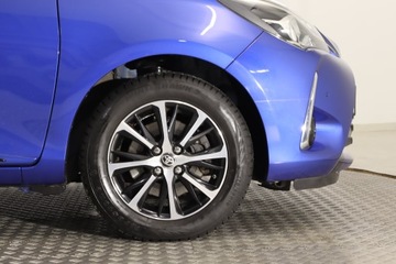 Toyota Yaris III Hatchback 5d Facelifting 2017 1.5 Dual VVT-iE 111KM 2018 Toyota Yaris 1.5 Dual VVT-i, Salon Polska, zdjęcie 14