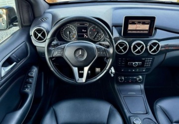 Mercedes Klasa B W246 Sports Tourer 180 CDI BlueEFFICIENCY 109KM 2012 Mercedes-Benz Klasa B Mercedes-Benz Klasa B 180 CDI (BlueEFFICIENCY) 7G-DCT, zdjęcie 5