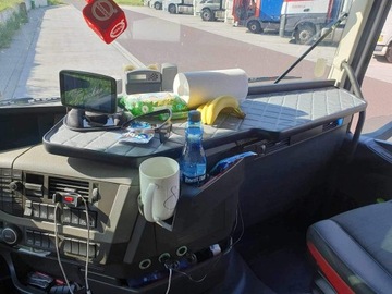 Стол-полка в кабину Tir Volvo FH 4 с 2013 г.