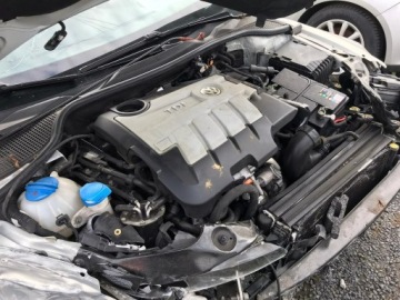Volkswagen Scirocco III Coupe 2.0 TDI-CR DPF 140KM 2010 Volkswagen Scirocco 2.0 TDI Bogato wyposażony, zdjęcie 11