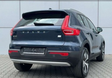 Volvo XC40 Crossover Plug-In 1.5 T5 Plug-in Hybrid 262KM 2021 Volvo XC 40 Plug-In T5 Navi Virtual Parktronic Tempomat Piekny kolor, zdjęcie 6