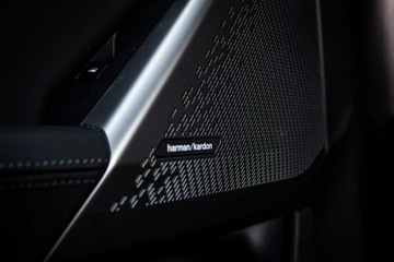 BMW Seria 5 G90-91 2023 BMW 520 xDrive Sedan, Demo - Koła zimowe w cenie!, zdjęcie 19