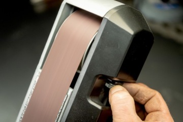 НАСТОЛЬНО-ШЛИФОЧНАЯ МАШИНА METABO BS 200 PLUS MET604220000