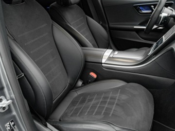 Mercedes Klasa C W206 Kombi 2.0 220d 200KM 2023 Mercedes C 220 WD0386T#220 d mHEV 4-Matic AMG, zdjęcie 31