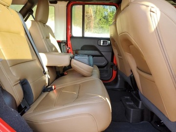 Jeep Wrangler IV 2021 Jeep Wrangler Unlimited Sahara 2021 3.6l 3.6 Benzyna 285KM, zdjęcie 11