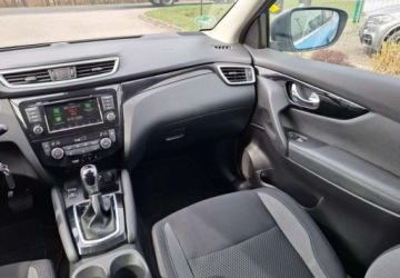 Nissan Qashqai II Crossover Facelifting 1.3 DIG-T  160KM 2019 Nissan Qashqai Nissan Qashqai 1.3 Benzyna 160KM, zdjęcie 16