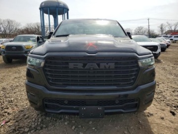  RAM 1500 Laramie 2025 3.0 Benzyna 420KM, zdjęcie 5