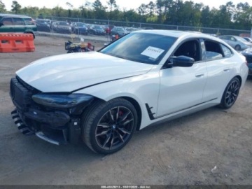 BMW Seria 4 G22-23-26 2022 BMW Seria 4 M440i Gran Coupe xDrive 2022 3.0l 3.0 Benzyna 382KM, zdjęcie 1