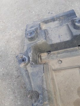 AUDI Q5 8R КРЫШКА ПАНЕЛЬ ПОЛА ШАССИ ЛЕВАЯ 8R0825207C