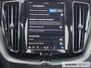 Volvo XC60 II Crossover Plug-In Facelifting 2.0 T8 455KM 2024 Volvo XC 60 FV23 Ultra Dark T8 455KM AWD ACC BLIS, zdjęcie 24