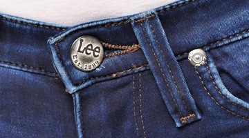 LEE spodenki NAVY jeans low LYNN SHORT _ W28