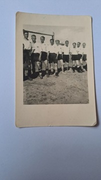 STARE PRZEDWOJENNE ZDJĘCIE - DRUŻYNA PIŁKARSKA - PIŁKA NOŻNA - FOTOGRAFIA