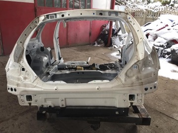 MERCEDES CLS W218 10-18 КРЫЛО ЗАДНЯЯ ЧЕТВЕРТЬ КРЫШИ