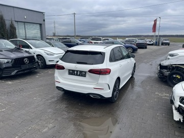 Mercedes Klasa B W247 Sports Tourer 2.0 220 190KM 2019 Mercedes B 220 AMG line 4Matic Skóra Kamery