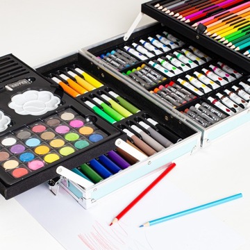 БОЛЬШОЙ НАБОР ХУДОЖЕСТВЕННЫХ РАСКРАСОК ДЛЯ ДЕТСКОГО ЧЕМОДАНА