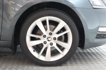 Skoda Octavia III Kombi Facelifting 2.0 TDI 150KM 2017 Skoda Octavia 2.0 TDI, Salon Polska, DSG, Klima, zdjęcie 11