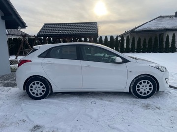 Hyundai i30 II Hatchback 3d 1.4 100KM 2013 Hyundai i30 2013r 1.4 Benzyna 99KM Bogata wersja, zdjęcie 2