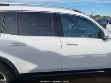 Mercedes GLB 2022 Mercedes-Benz GLB 2022r., GLB 250, od ubezpieczalni 2.0 Benzyna 221KM, zdjęcie 7