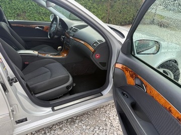 Mercedes Klasa E W211 Sedan W211 2.6 V6 (240) 177KM 2002 MERCEDES E-KLASA 2002 TYLKO 189000 tys km 1 Własciciel Zarejestrowany!, zdjęcie 21
