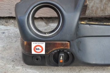 Mercedes W123 Распределительная доска черная кабина