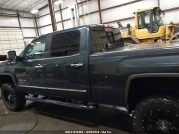  GMC Sierra 2019r., 2500HD SLT, od ubezpieczalni 6.6 Benzyna 470KM, zdjęcie 3