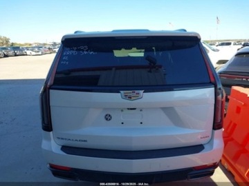 Cadillac Escalade III 2023 Cadillac Escalade 2023r., 6.2L, ESV, 4WD, 4dr Sport 6.2 Benzyna 420KM, zdjęcie 5