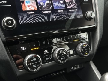 Skoda Octavia III Liftback Facelifting 1.5 TSI ACT 150KM 2019 Skoda Octavia 1.5TSI 150KM Style l Kamera, Salon P, zdjęcie 22