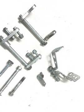 HONDA HM 125 CRM Болты крепления двигателя