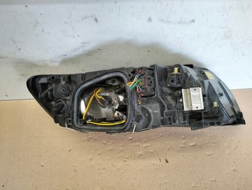 SVĚTLO LEVÝ PŘEDNÍ VOLVO S40 II V50 FACELIFT BATERKA 2007-2012