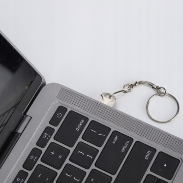 Флеш-накопитель 2411210127011 1 Гб USB 2.0 серебристый