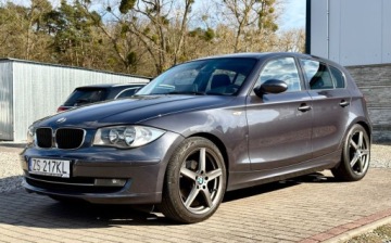 BMW Seria 1 E81/E87 Hatchback 5d E87 2.0 120d 177KM 2008 BMW Seria 1 Serwis ASO SZYBERDACH radio android GRZANE FOTELE climatronic, zdjęcie 7