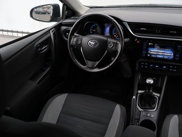 Toyota Auris II Touring Sports Facelifting 1.2 D-4T 116KM 2016 Toyota Auris 1.2 Ti, Navi, Klima, Klimatronic, zdjęcie 6