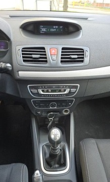 Renault Megane III Hatchback 1.6 16v 110KM 2008 Renault Megane 1,6 benzyna 110 KM klimatronic zarejestrowany 1.6 Benzyna, zdjęcie 7