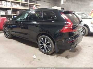 Volvo XC60 II 2023 Volvo XC 60 Plus Dark Theme, 2.0L R4 247KM, 4x4, od ubezpieczalni 2.0 247KM, zdjęcie 3